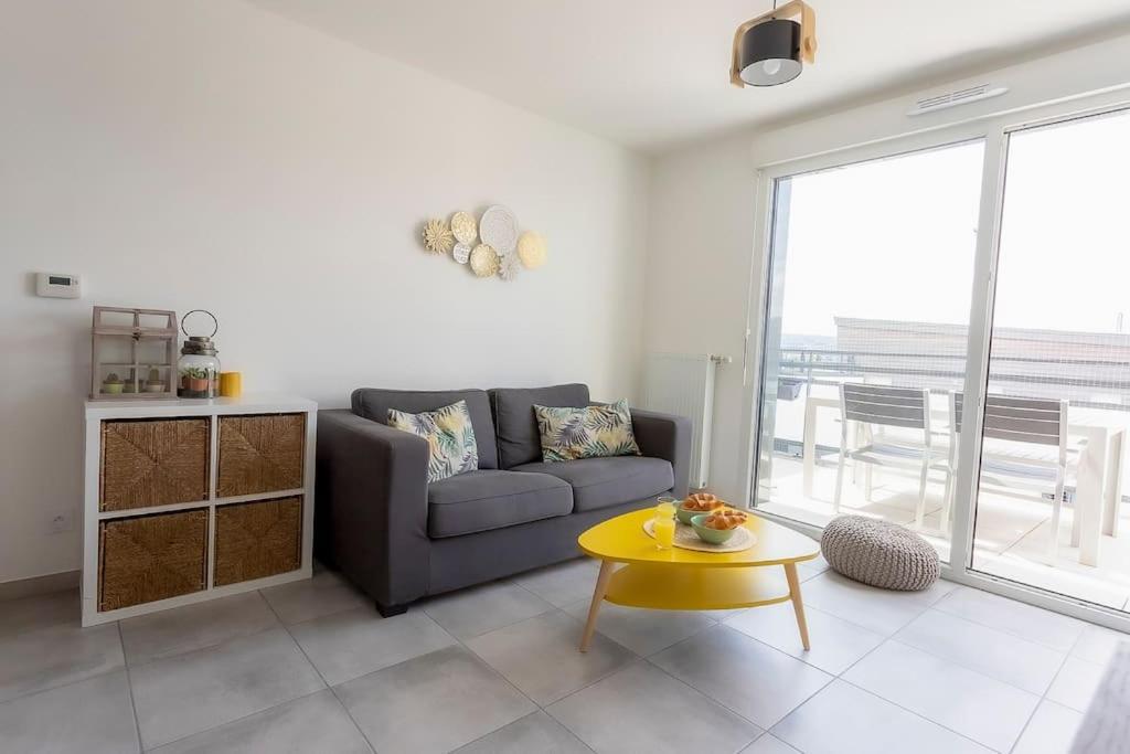 Le Nid Des Romains - T2 Neuf - Balcon - Vue Appartement